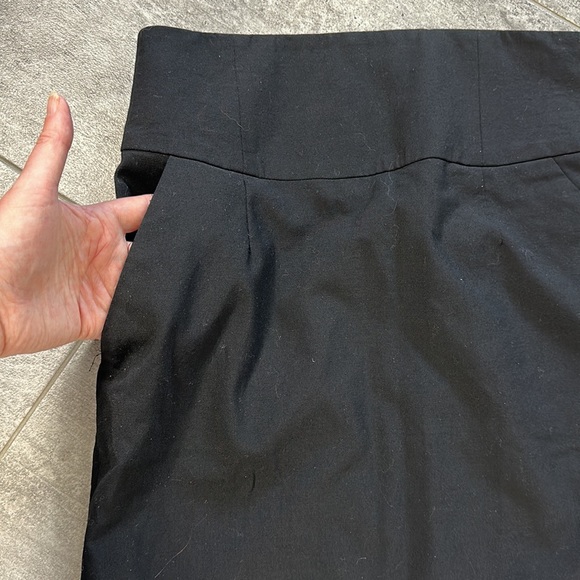 Banana Republic Women’s Black Dress Skirt - Picture 7 of 10